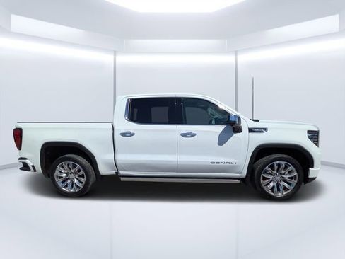 Used 2023 GMC Sierra 1500 Denali w/ Denali Reserve Package AWD/4WD image 2