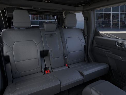 New 2025 Ford Bronco Badlands image 40