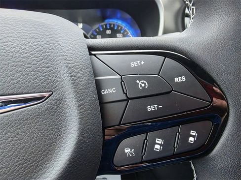 New 2026 Chrysler Pacifica Select w/ S Appearance Package image 17