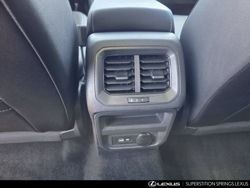 Used 2023 Volkswagen Tiguan SE R-Line FWD image 27