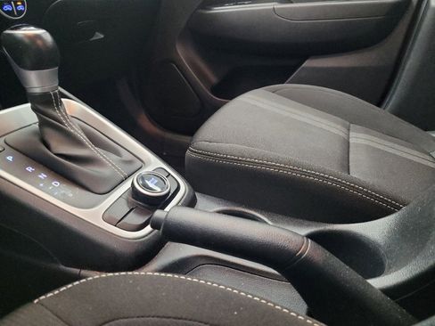 Used 2023 Hyundai Venue SEL w/ Cargo Package image 26