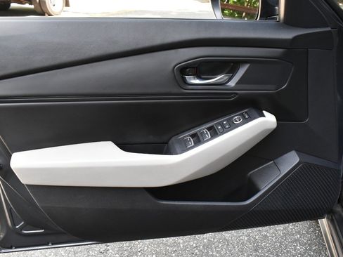 Used 2023 Honda Accord EX image 13