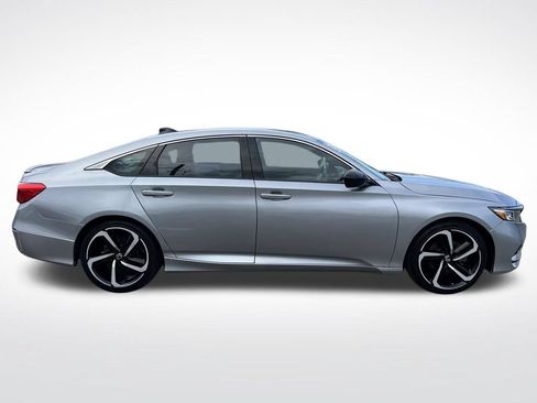 Used 2021 Honda Accord Sport image 11