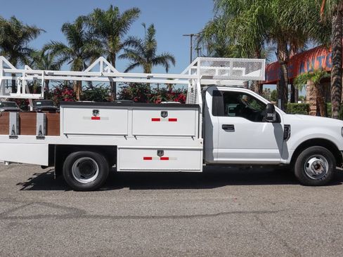 Used 2022 Ford F350 XL w/ Power Equipment Group RWD image 11