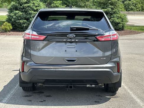 Used 2022 Ford Edge SE AWD/4WD image 4