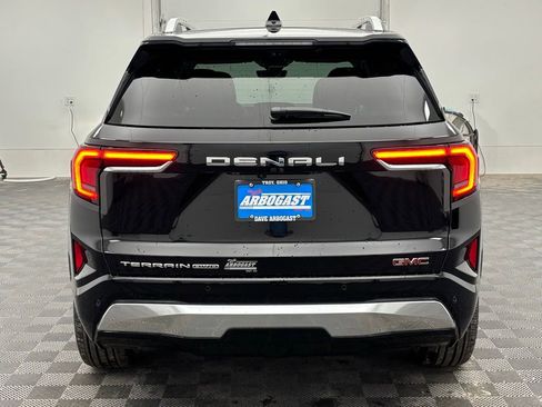 New 2026 GMC Terrain Denali w/ LPO, Floor Liner Package image 9