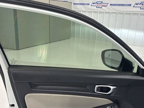 Used 2022 Honda Civic LX image 11