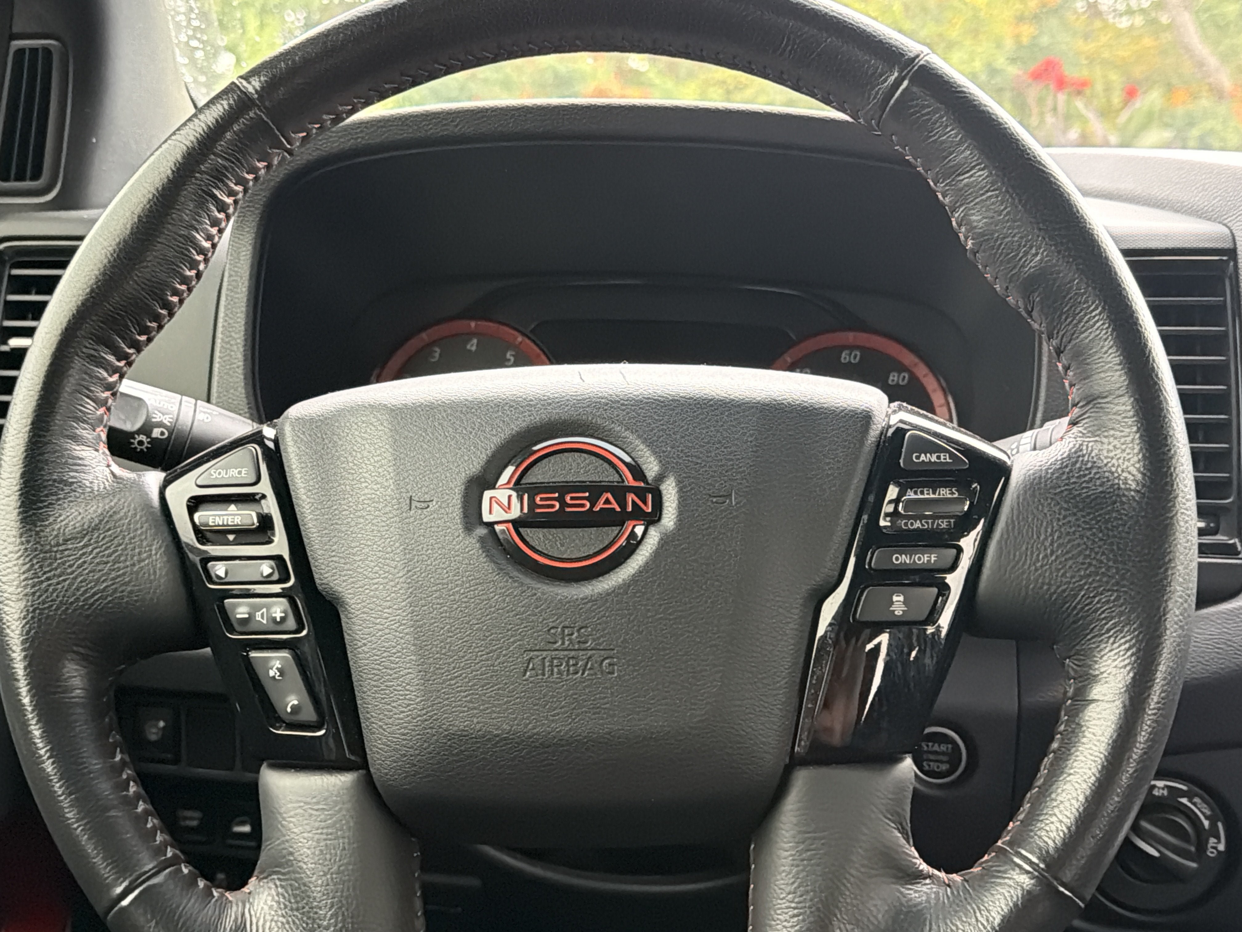 Used 2023 Nissan Frontier PRO-4X w/ Pro Convenience Package AWD/4WD image 15