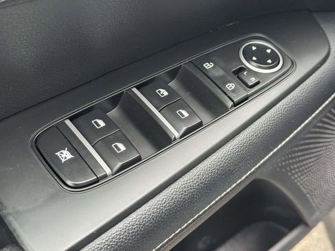 Used 2023 Kia Forte GT-Line FWD image 15