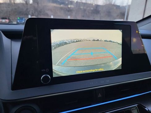 New 2026 Toyota Prius XLE image 25