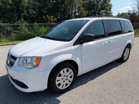 Used 2017 Dodge Grand Caravan SE w/ Power Window Group FWD image 35