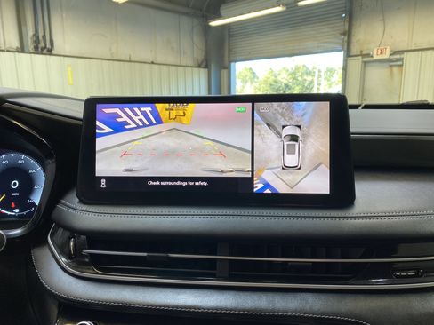 Used 2025 INFINITI QX60 Luxe image 48