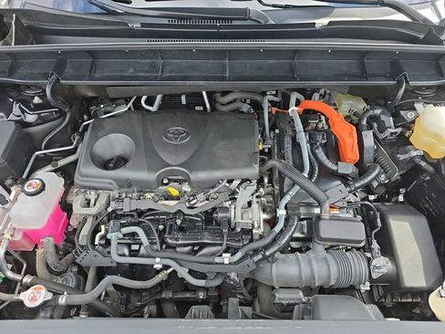 Used 2021 Toyota Highlander Platinum image 32