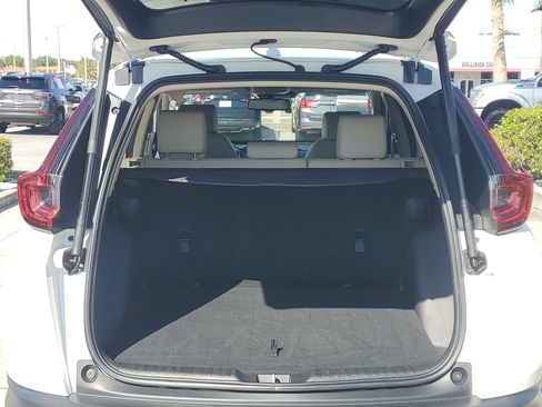 Used 2021 Honda CR-V Touring image 9