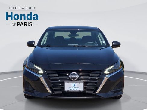 Used 2025 Nissan Altima 2.5 SV FWD image 2