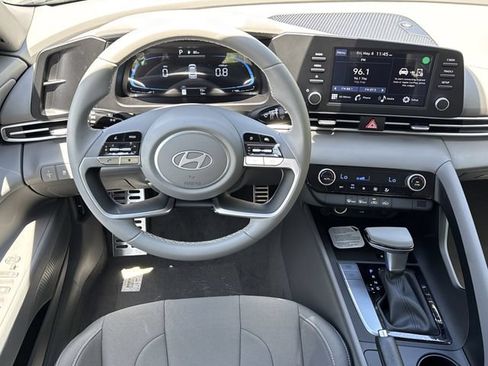 New 2026 Hyundai Elantra Sport FWD image 22