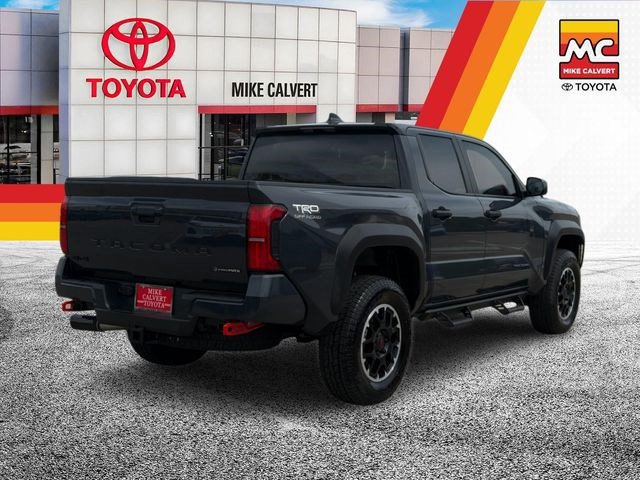 Certified 2026 Toyota Tacoma TRD Off-Road AWD/4WD image 5