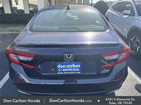 Used 2020 Honda Accord Touring image 5