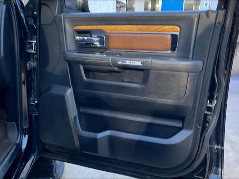 Used 2015 RAM 3500 Laramie Longhorn image 22