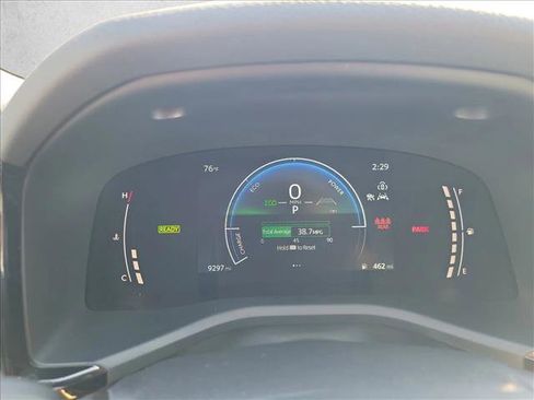 Used 2025 Toyota Camry SE w/ Convenience Package image 20