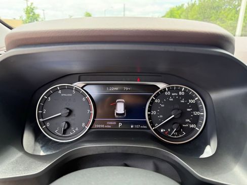 Used 2022 Nissan Rogue SL FWD image 17