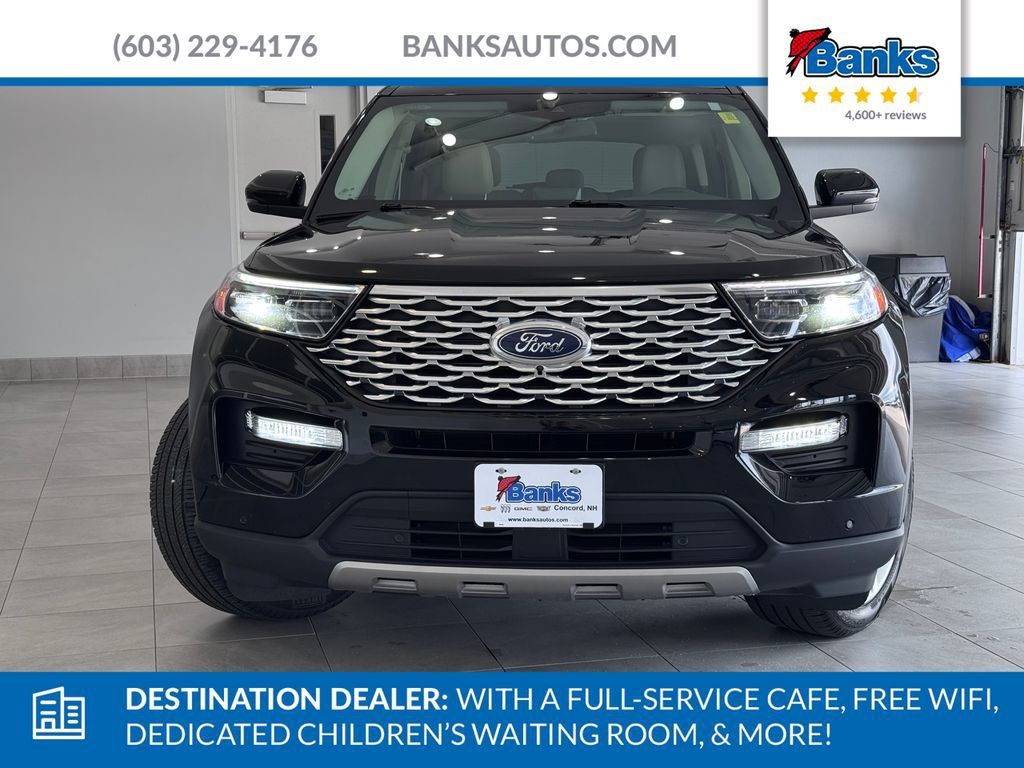 Used 2024 Ford Explorer Platinum w/ Technology Package AWD/4WD image 3