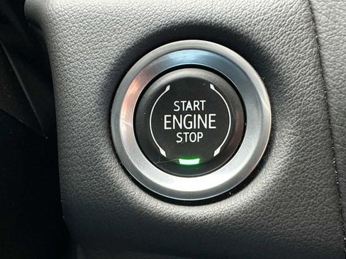 Used 2024 Chevrolet Tahoe LT image 37