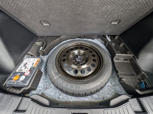 Used 2025 Ford Escape ST-Line Select image 39