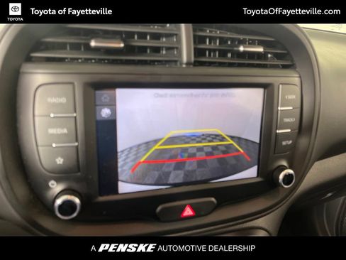 Used 2025 Kia Soul LX FWD image 27