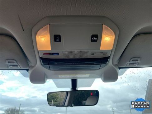 Used 2022 Subaru Ascent Limited image 24