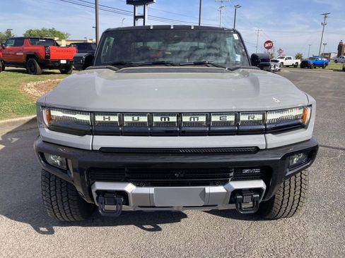 New 2026 GMC Hummer EV 4x4 Crew Cab w/ LPO, Dark Essentials Package image 9