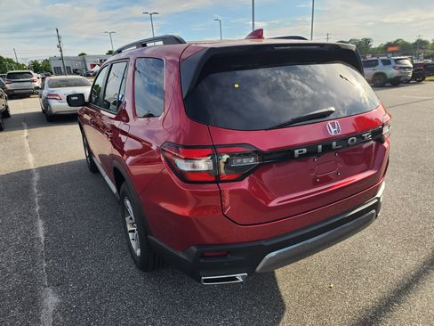 New 2026 Honda Pilot EX-L image 3