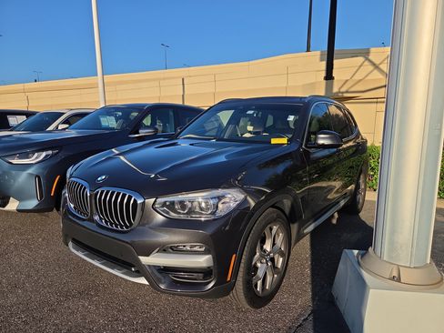 Used 2021 BMW X3 sDrive30i w/ Convenience Package (ZC2) RWD image 3