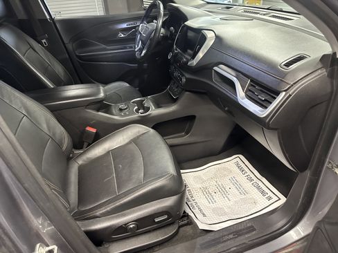 Used 2018 GMC Terrain SLT w/ Infotainment Package II image 13