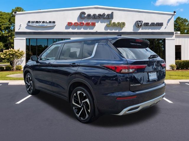 Used 2024 Mitsubishi Outlander SE AWD/4WD image 6