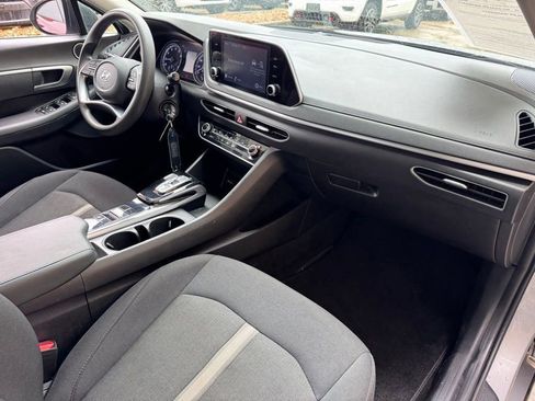 Used 2023 Hyundai Sonata SE w/ Cargo Package FWD image 15