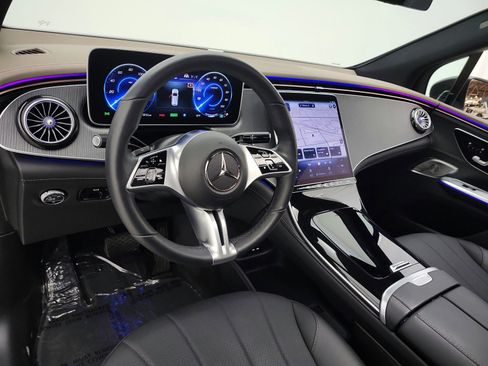 Used 2023 Mercedes-Benz EQE 350+ SUV image 9