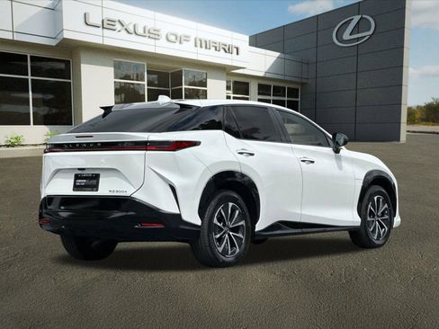Used 2024 Lexus RZ 300e Premium FWD image 9