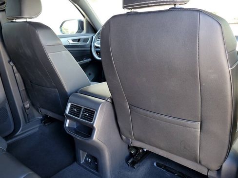 Used 2026 Volkswagen Atlas Cross Sport SE FWD image 10