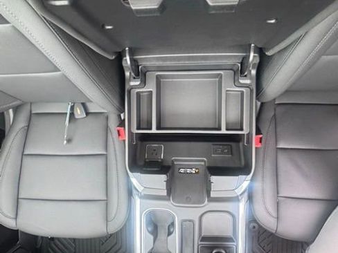 New 2026 Chevrolet Silverado 1500 LTZ w/ LTZ Premium Package AWD/4WD image 24