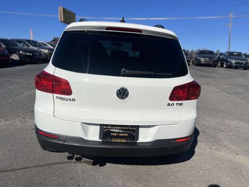 Used 2015 Volkswagen Tiguan SE image 5