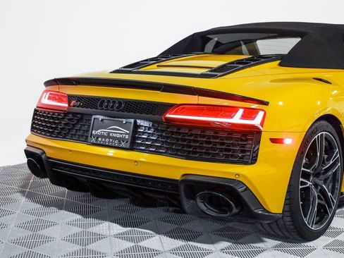 Used 2023 Audi R8 V10 performance image 5