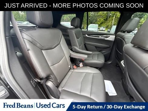 Used 2024 Cadillac XT6 Premium Luxury w/ Technology Package AWD/4WD image 12