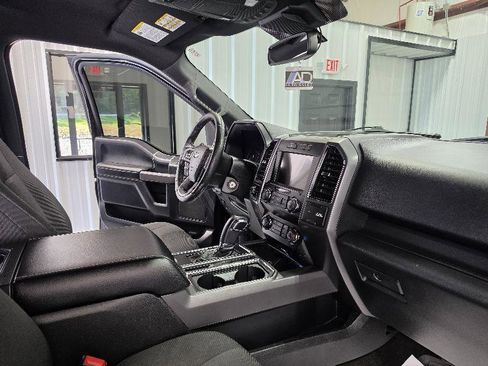 Used 2019 Ford F150 XLT w/ Equipment Group 302A Luxury image 17