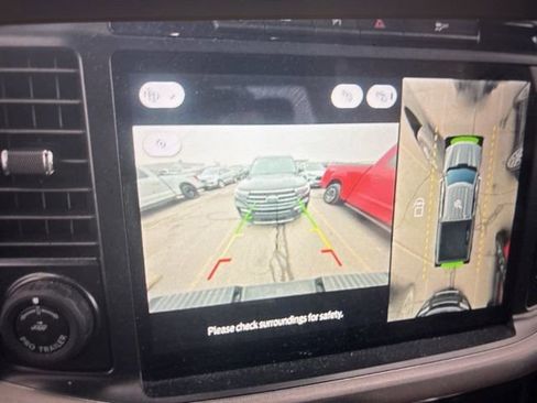 Used 2024 Ford F150 Platinum w/ Equipment Group 703A Plus image 8