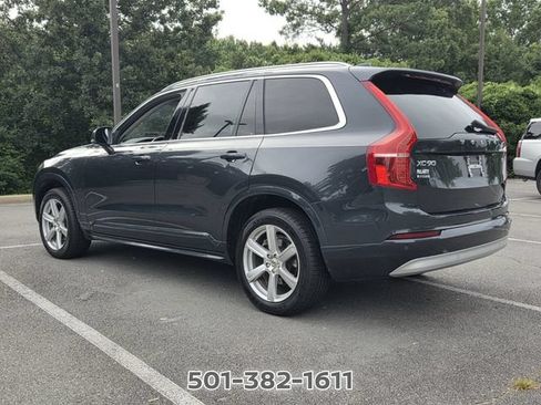 Used 2022 Volvo XC90 T5 Momentum AWD/4WD image 3