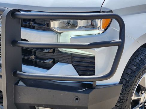 Used 2023 Chevrolet Silverado 1500 RST AWD/4WD image 8