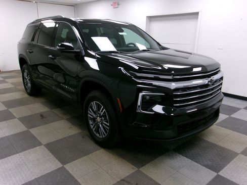 New 2026 Chevrolet Traverse LT w/ Driver Confidence Package image 15