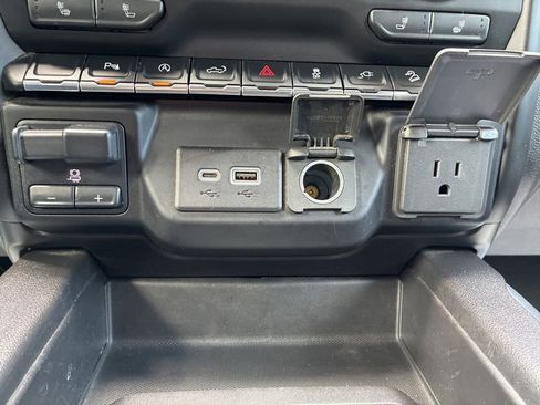 Used 2020 Chevrolet Silverado 1500 LT Trail Boss AWD/4WD image 19