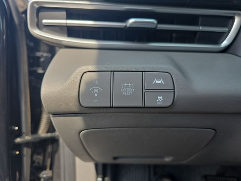 Used 2022 Hyundai Elantra Blue FWD image 22
